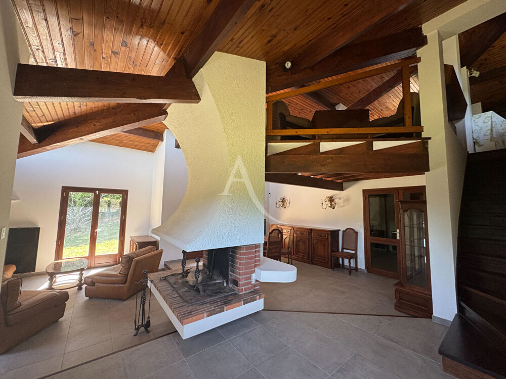 Maison L Isle Jourdain de type T5