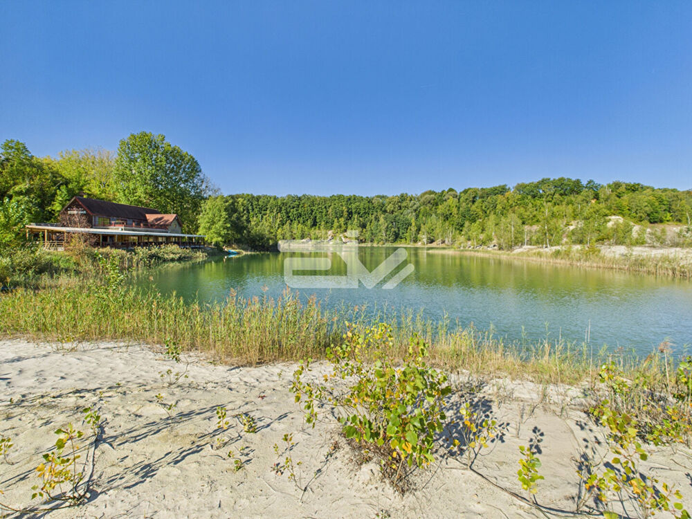 Vente Villa Propriété d'Exception au Coeur de la Nature, plan d'eau, restaurant, chalet, maison d'habitation et dépendances Soissons