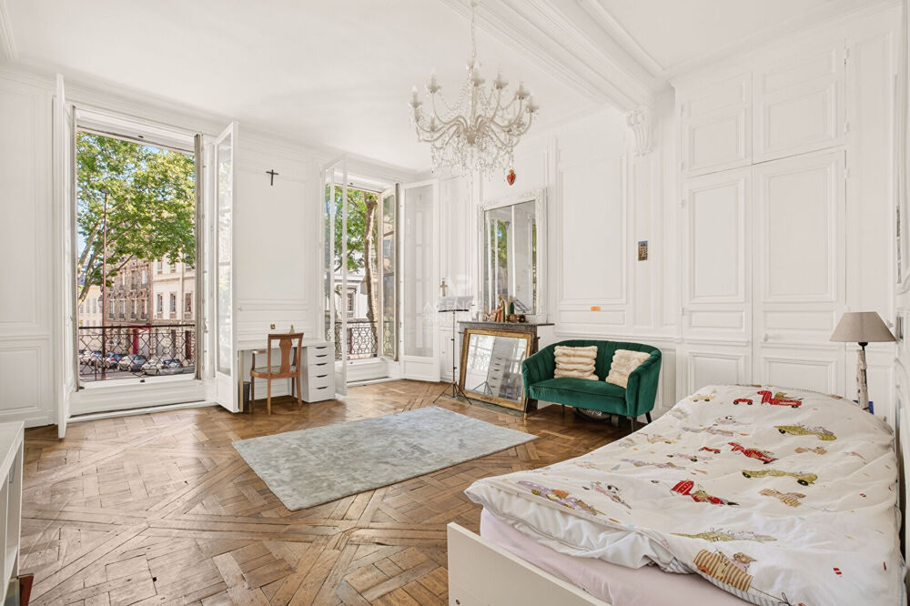à vendre  Appartement Versailles (78000)