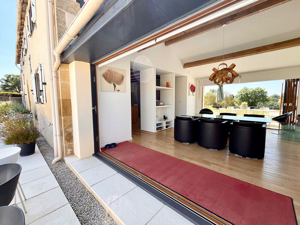 Maison Pressac 7 pièce(s) 163 m2