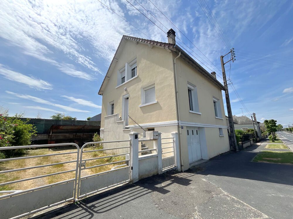 Maison ancienne à rafraîchir à vendre à Chatillon sur Indre - 7 pièces, 5 chambres