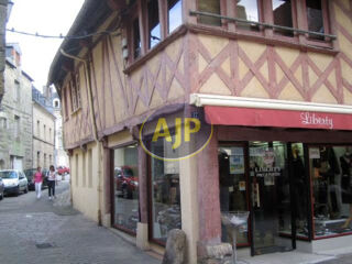  Immeuble à vendre 3 pièces 255 m² Pontivy