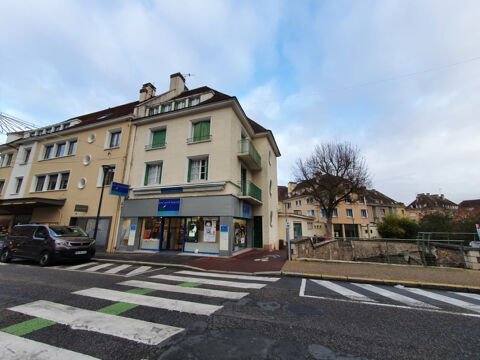 MAGNIFIQUE LOCAL SPACIEUX  HYPER-CENTRE-VILLE 3030 27000 Evreux