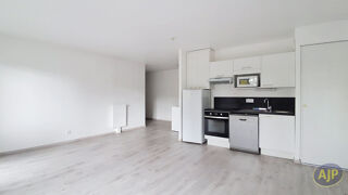  Appartement à louer 3 pièces 67 m²
