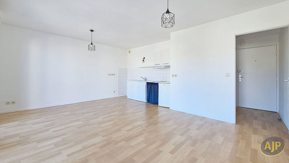 Location Appartement Studio La Roche Sur Yon La roche sur yon