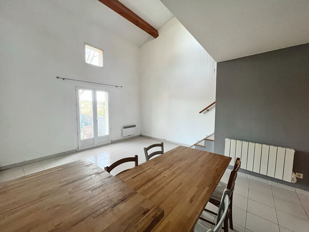 Location Appartement APPARTEMENT LES MILLES - 2 pièce(s) - 48 m2 Les milles