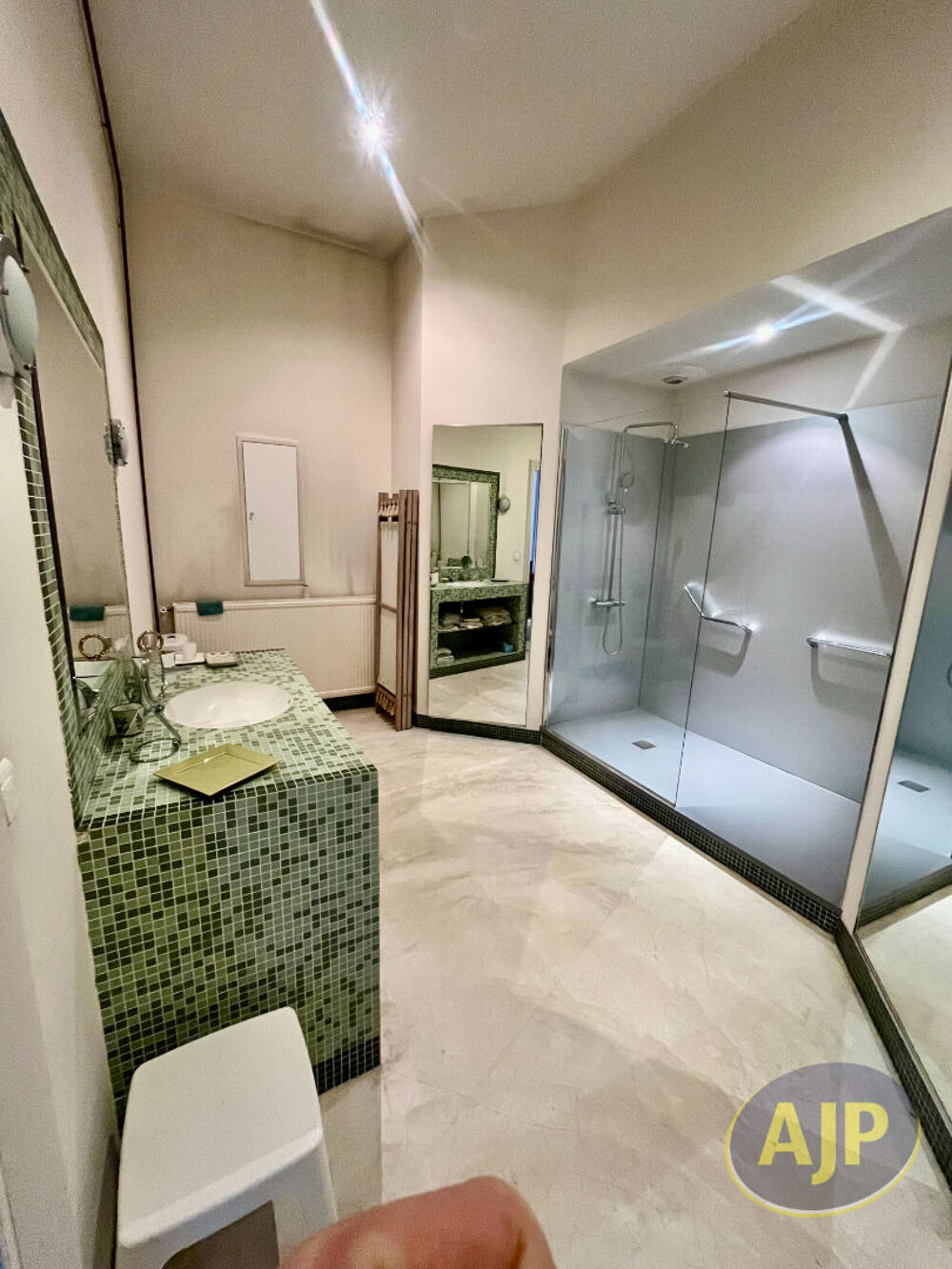 � vendre  Appartement Bordeaux (33000)