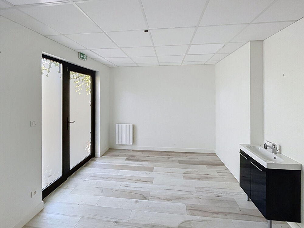   Bureaux Redon 150 m2 avec stationnement privatif Redon