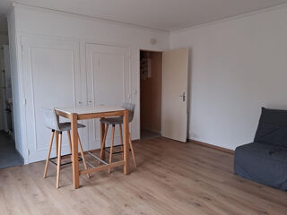  Appartement à louer 1 pièce 30 m²