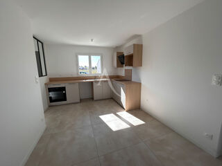  Maison à louer 5 pièces 93 m²