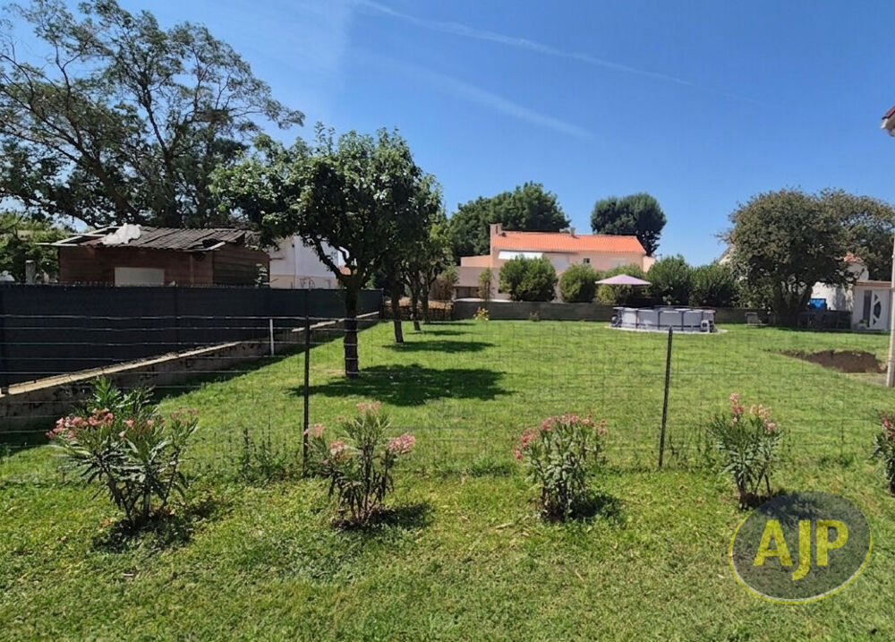 Vente Terrain Terrain Montaigu Vendee 300 m2 Montaigu vendee
