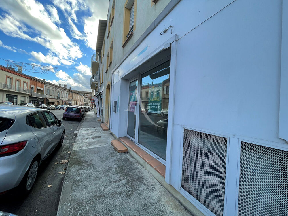   Local professionnel de 70m² L'Isle-Jourdain centre 