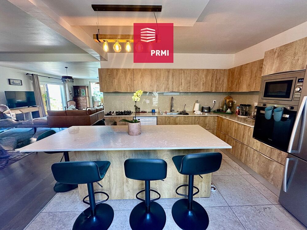 � vendre  Maison Saint-Gilles Les Bains (97434)