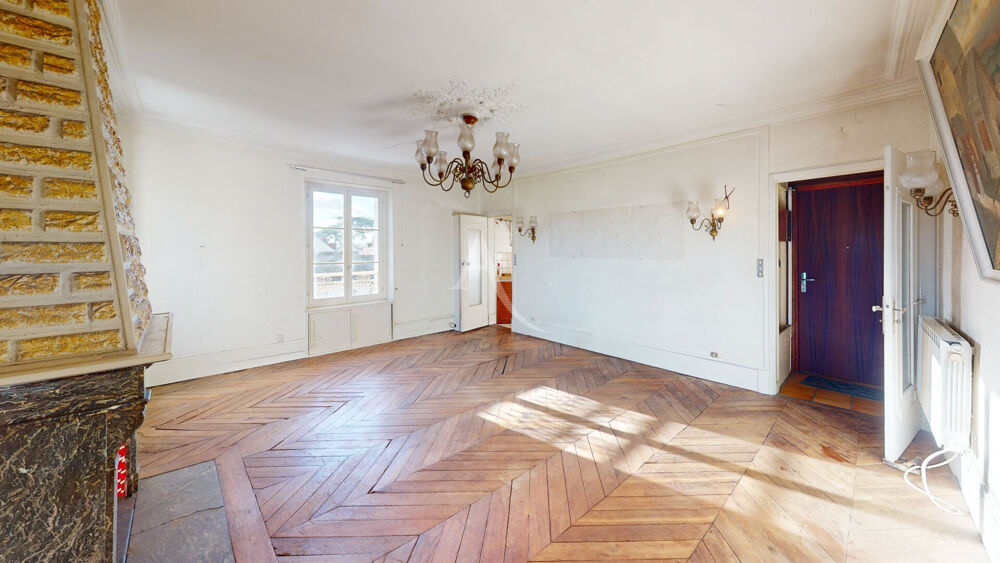 Vente Appartement Appartement CHILLY-MAZARIN 3 pièces atypique 52.75 m² Chilly mazarin