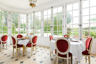  Villa à vendre 15 + pièces 750 m²