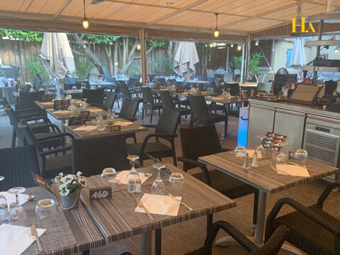 Magnifique restaurant, tr&egrave;s belle opportunit&eacute;, bon chiffre d'affaires. 685000 06130 Grasse