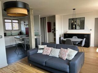  Appartement à louer 2 pièces 56 m²