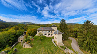 Maison 13 pièces 400 m² · à Chambéry · 400 m² · 2 080 000 €