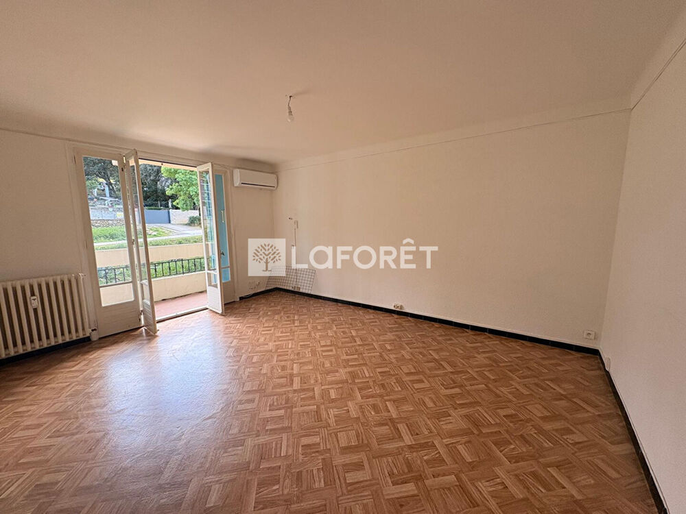 Amélie-les-Bains : Appartement T3 au calme avec garage et cave