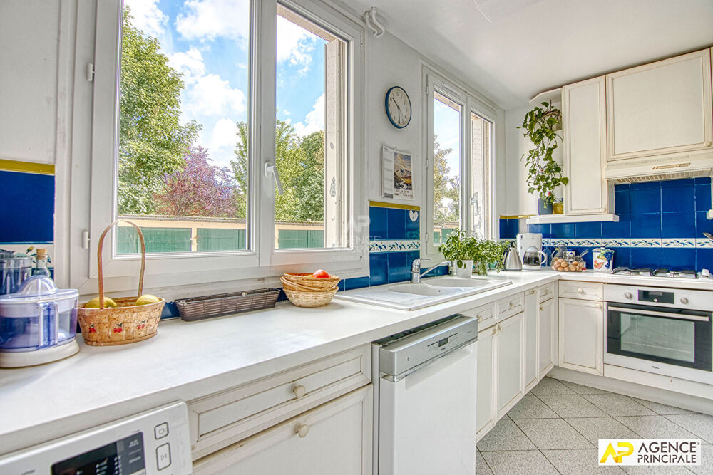 à vendre  Appartement Versailles (78000)
