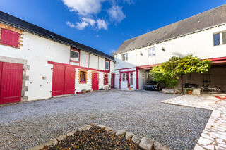  Maison  vendre 10 pices 360 m