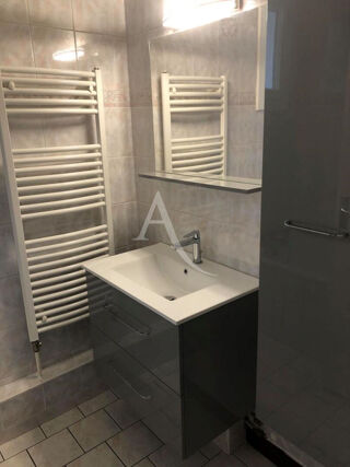  Appartement à louer 3 pièces 