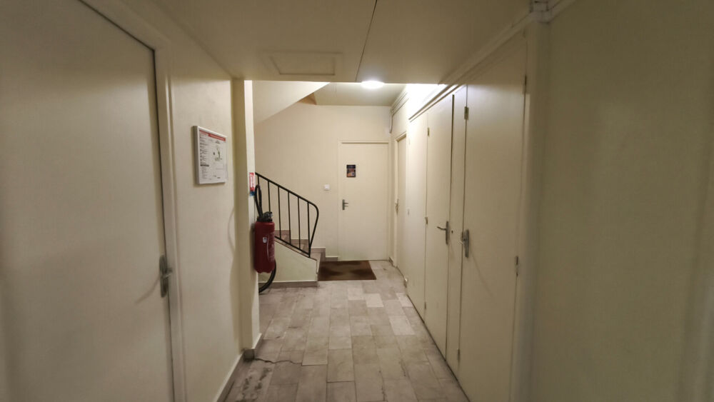 Appartement Brive La Gaillarde 1 pièce 30.80 m2