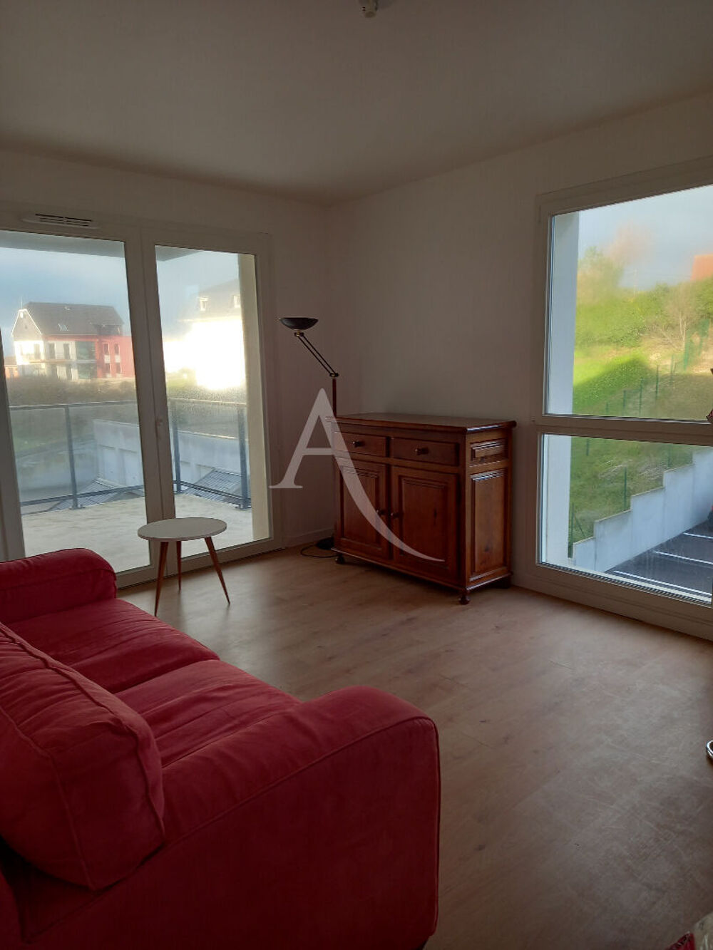Appartement neuf 2 pièces meublé, proche mer, parking