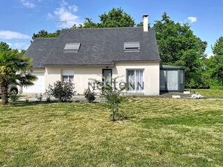 Maison 6 pièces 92 m² · à La Trinite Surzur · 92 m² · 369 900 €