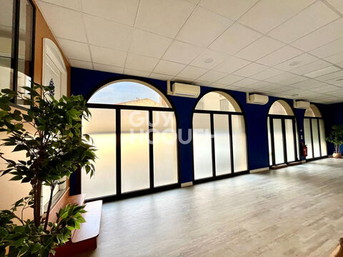 Local commercial Agen 110 m2 850 47000 Agen
