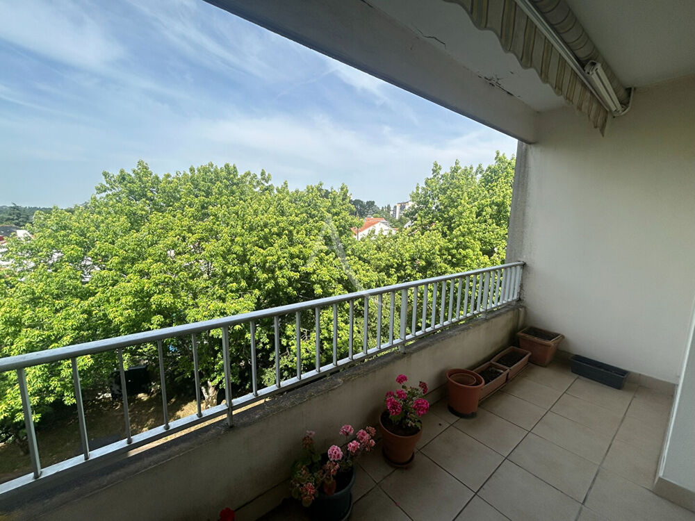 Appartement 3 pièces 61 m² · à Saint Herblain · 61 m² · 140 400 €