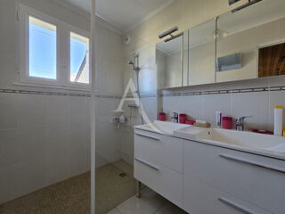  Maison � vendre 8 pi�ces 145 m�