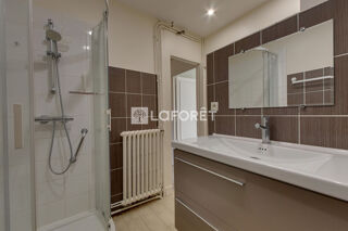  Appartement à louer 3 pièces 73 m²