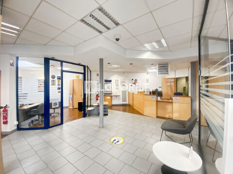 Local professionnel de 108 m² au coeur de COULOGNE 144900 62137 Coulogne