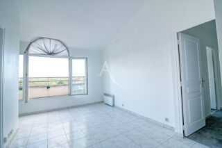  Appartement à louer 3 pièces 55 m²