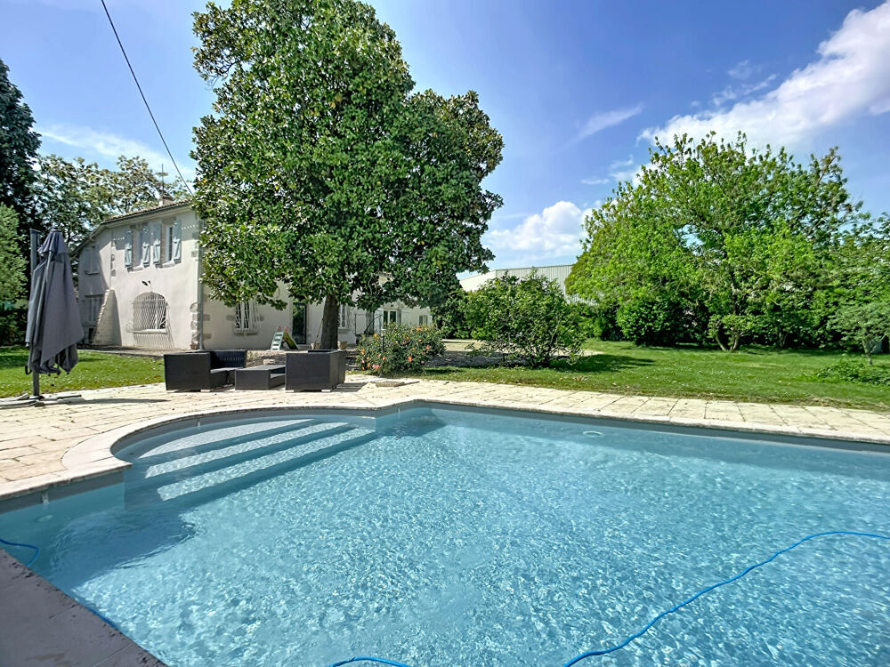 Maison de maître exceptionnelle à vendre à Nérac - 5 chambres, piscine, grand terrain