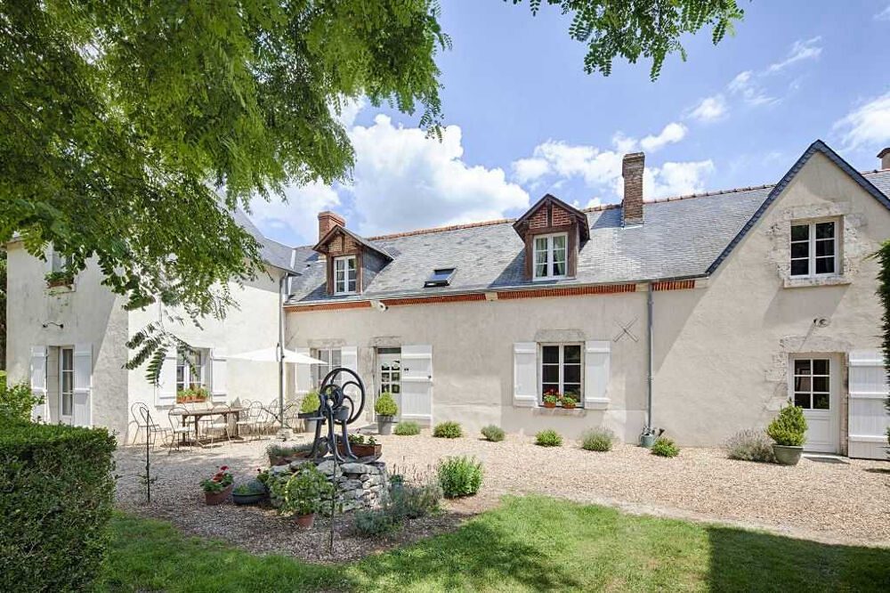 Magnifique Propriété de 364 m² .