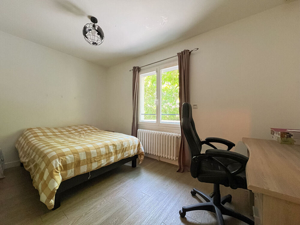 � vendre  Maison Cantenay-�pinard (49460)