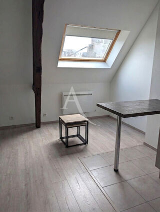  Appartement à louer 2 pièces 25 m²
