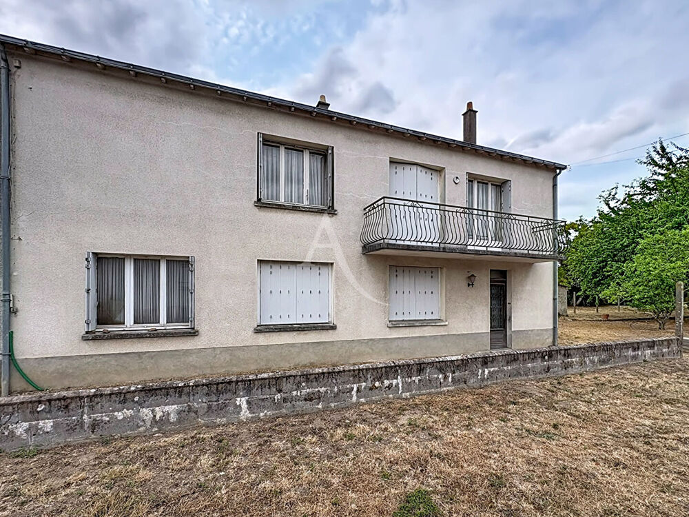 Maison avec fort potentiel à Pocé-Distré