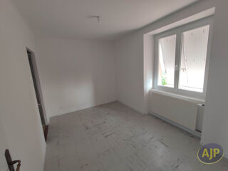  Maison à louer 4 pièces 77 m²