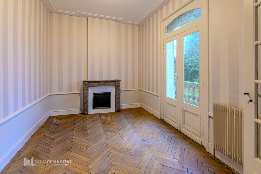 Vente Maison Maison Villers Outreaux 10 pièce(s) 244 m2 Villers outreaux