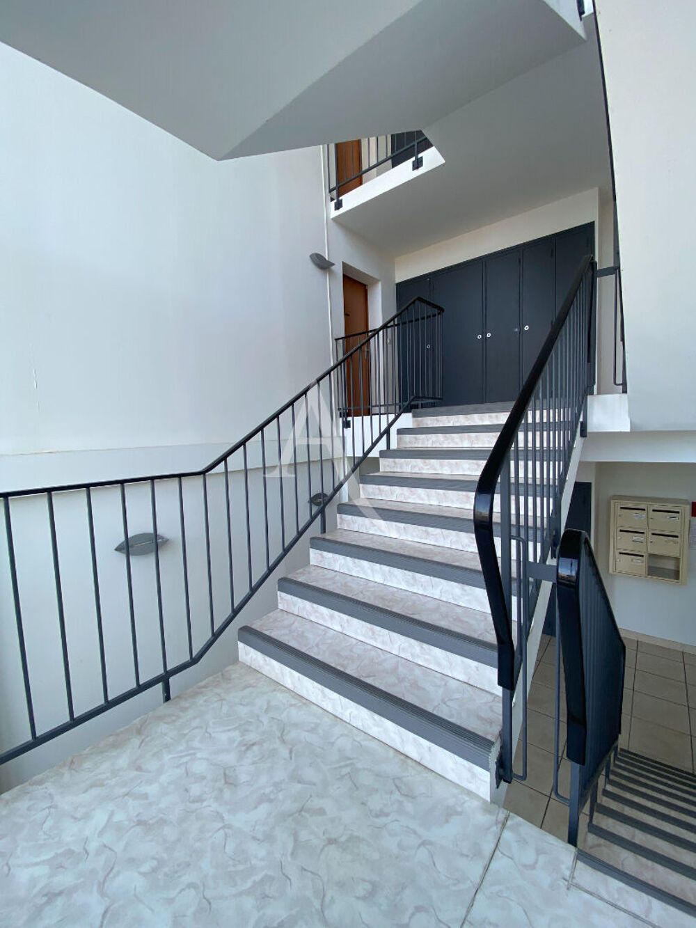 Vente Appartement Appartement  plein bourg -Saint Philbert De Grand Lieu - 3 pièce(s) Saint philbert de grand lieu