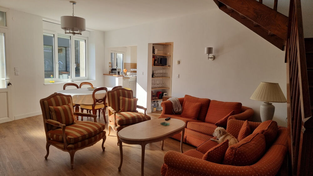 Vente Maison MORBIHAN, ROHAN, Maison individuelle rénovée de 2 chambres, au coeur d'un village recherché Rohan