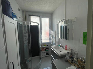  Immeuble à vendre 6 pièces 120 m²