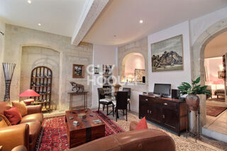  Immeuble à vendre 9 pièces 280 m²