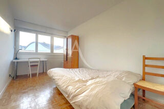  Appartement à louer 3 pièces 10 m²