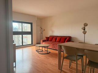  Appartement à louer 3 pièces 74 m²
