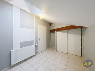  Appartement � louer 4 pi�ces 112 m�