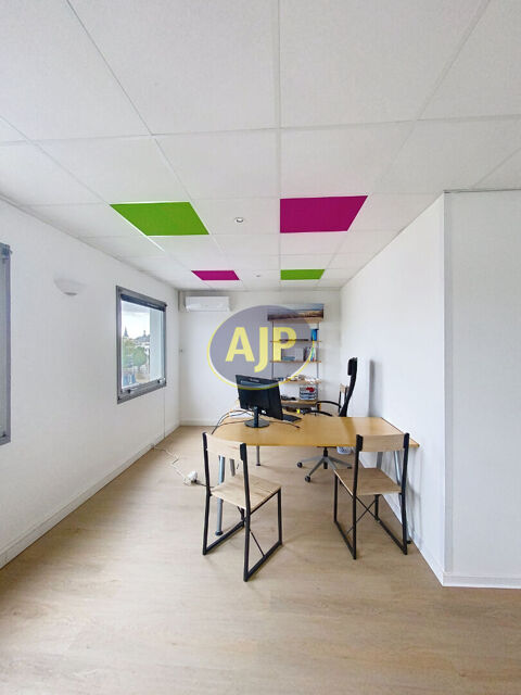   Local commercial St Medard En Jalles 60 m2 Idéal investissement locatif 